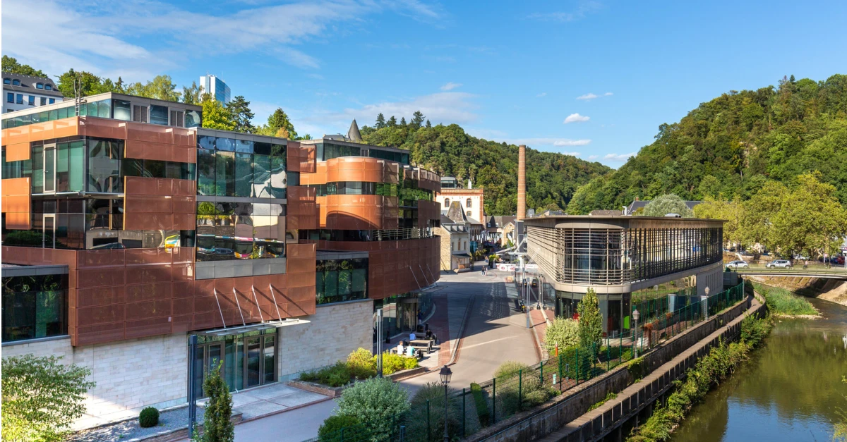 Offices on the banks of the Alzette River in the Clausen neighborhood